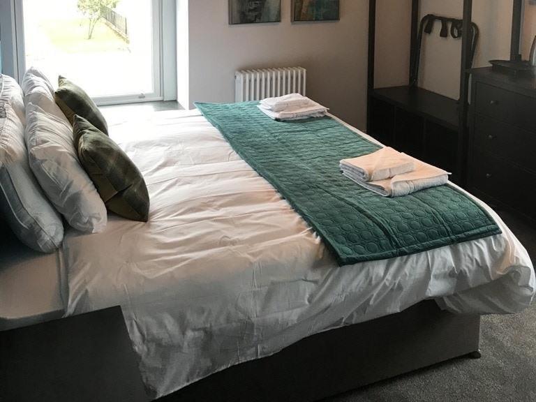 No.16 Otel Seaham Dış mekan fotoğraf A bed runner